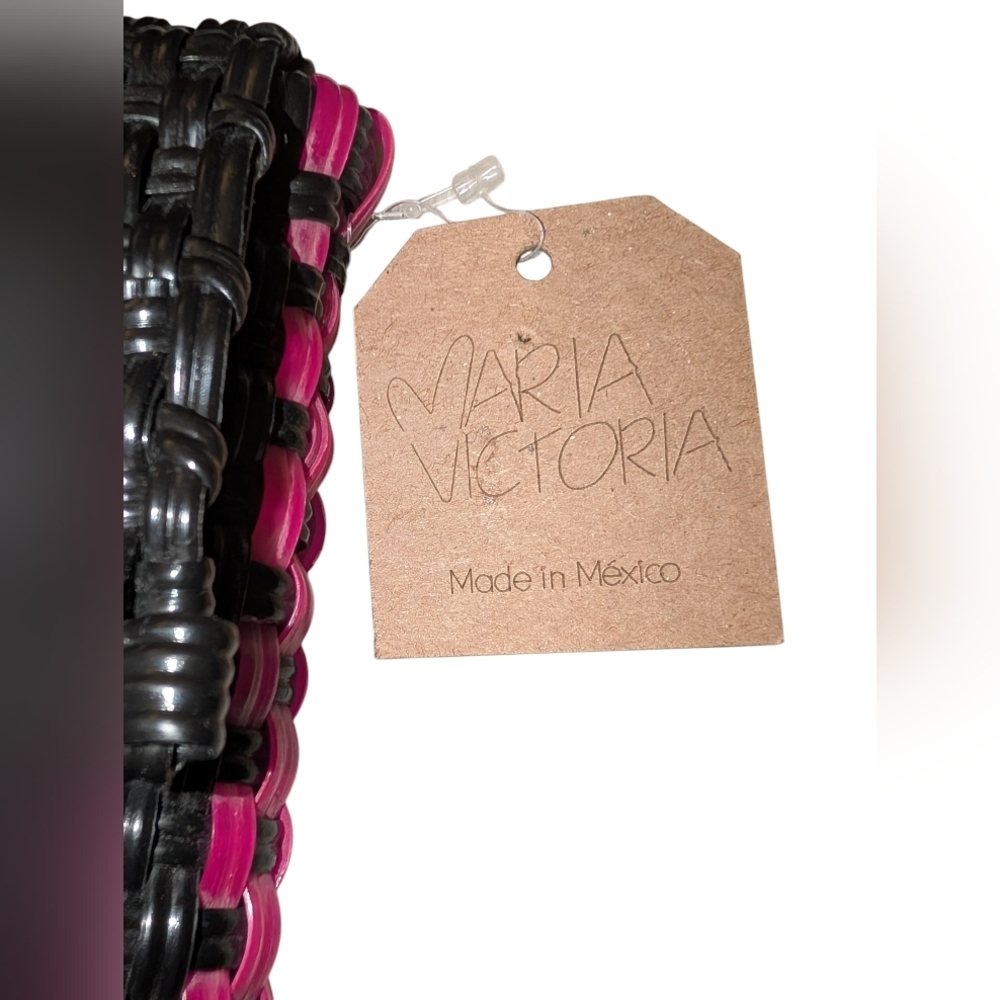 NWT- Maria Victoria Woven Clutch - Picture 2 of 4